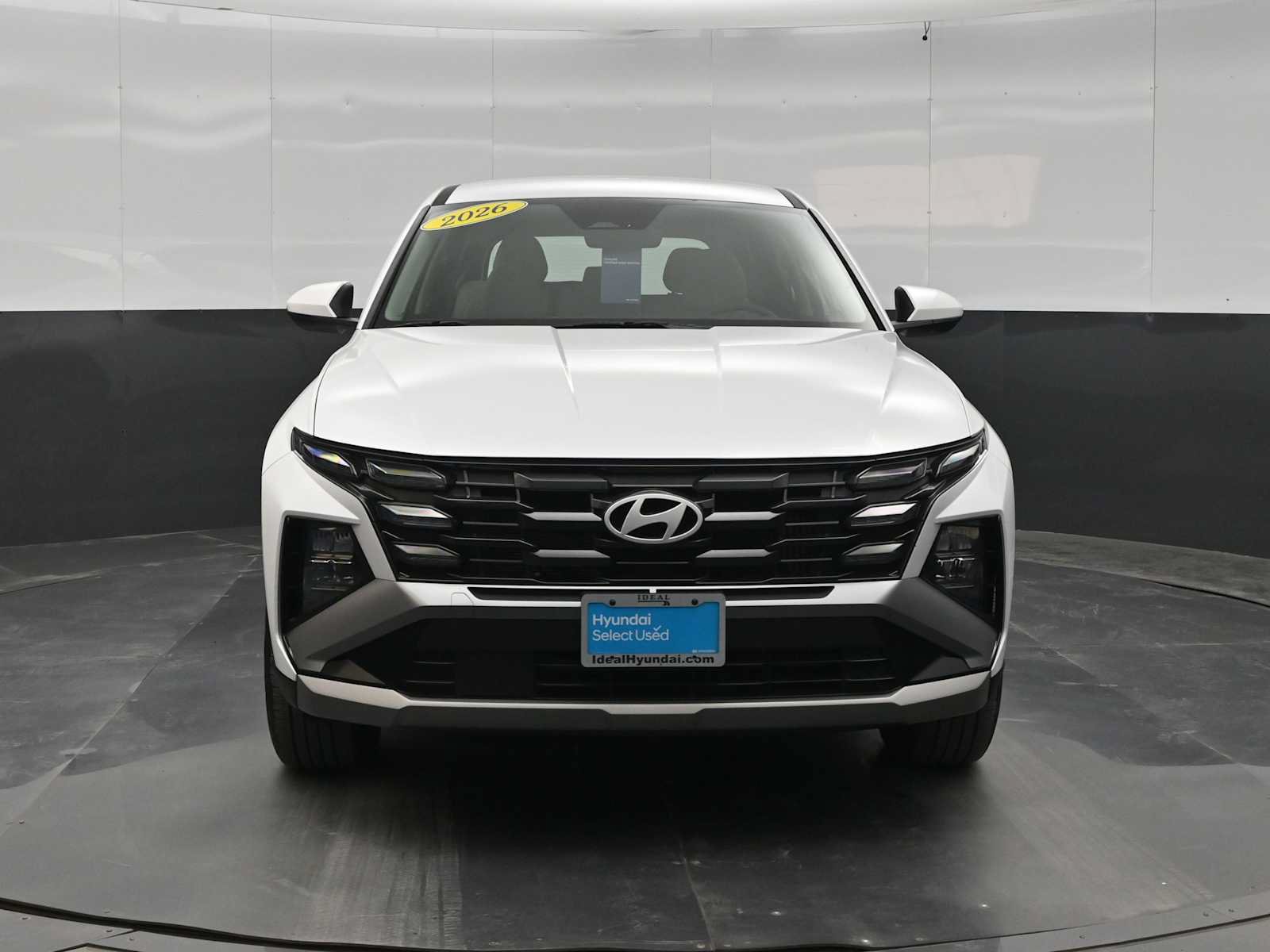 Used 2026 Hyundai Tucson Blue SE w/ Tow & Go Package AWD/4WD image 2