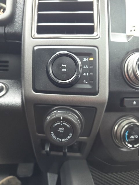 Used 2017 Ford F150 Raptor w/ Equipment Group 802A Luxury image 15