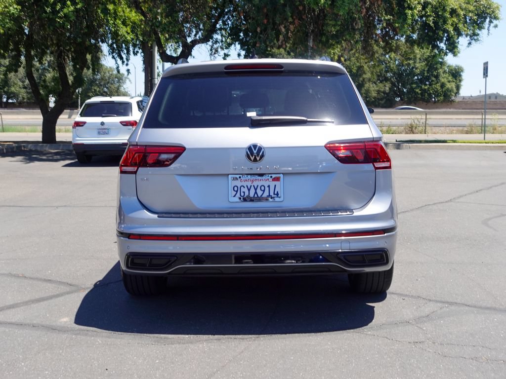 Used 2023 Volkswagen Tiguan SE R-Line FWD image 8