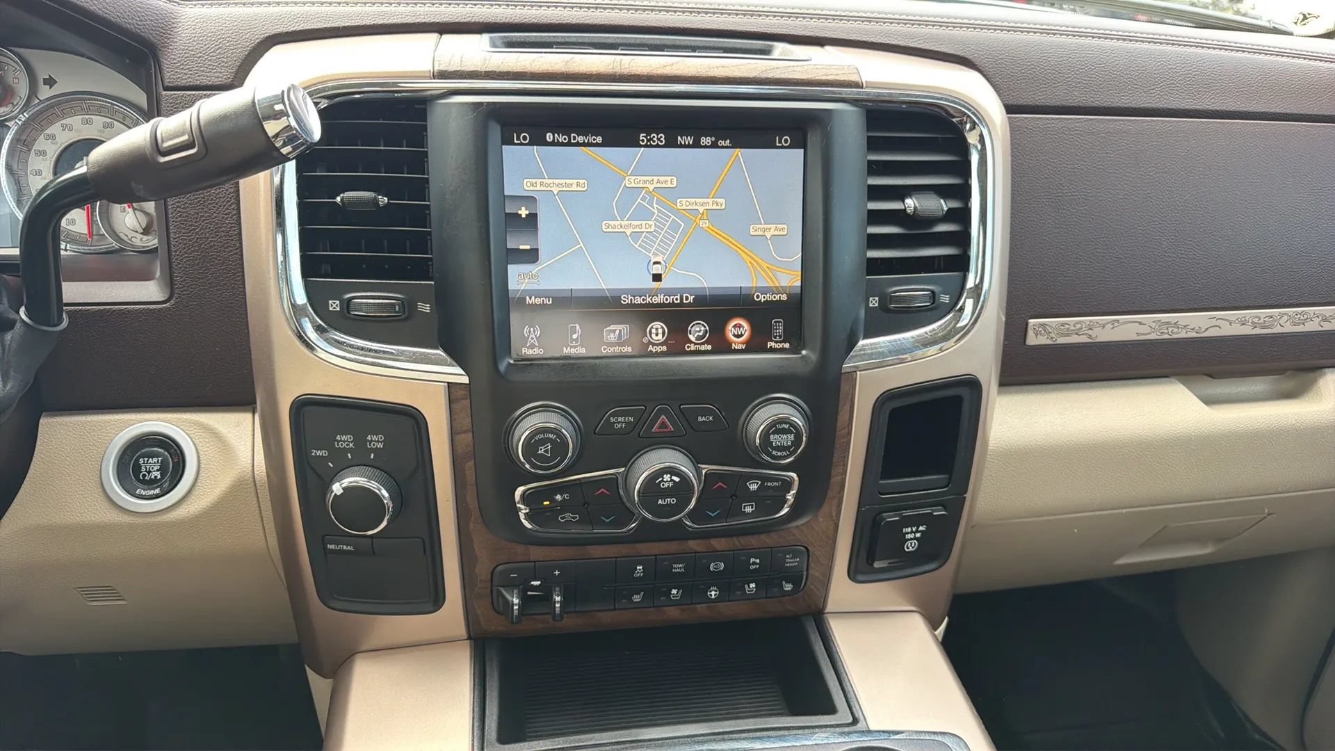 Used 2015 RAM 3500 Laramie Longhorn w/ Convenience Group AWD/4WD image 92