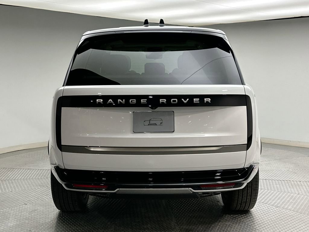 New 2026 Land Rover Range Rover SE image 12
