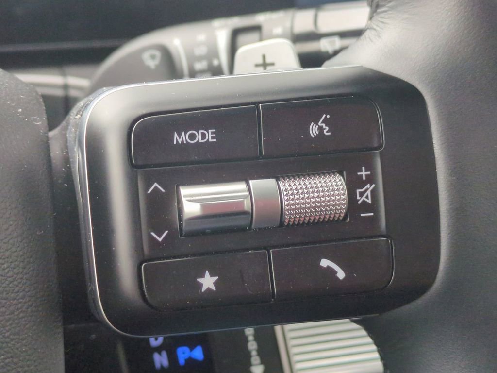 Used 2025 Hyundai Santa Fe XRT AWD/4WD image 15