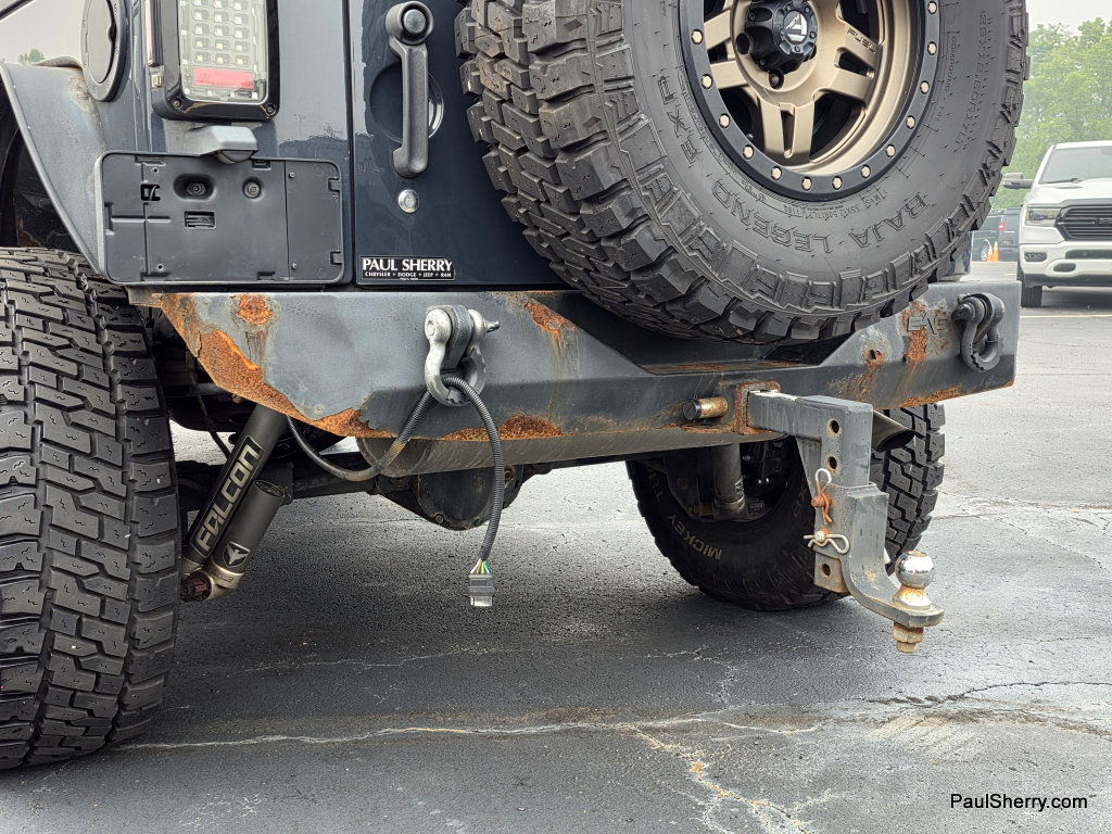 Used 2016 Jeep Wrangler Unlimited Sport w/ Connectivity Group AWD/4WD image 15