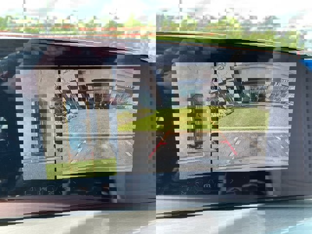 New 2026 Cadillac Vistiq Luxury image 16