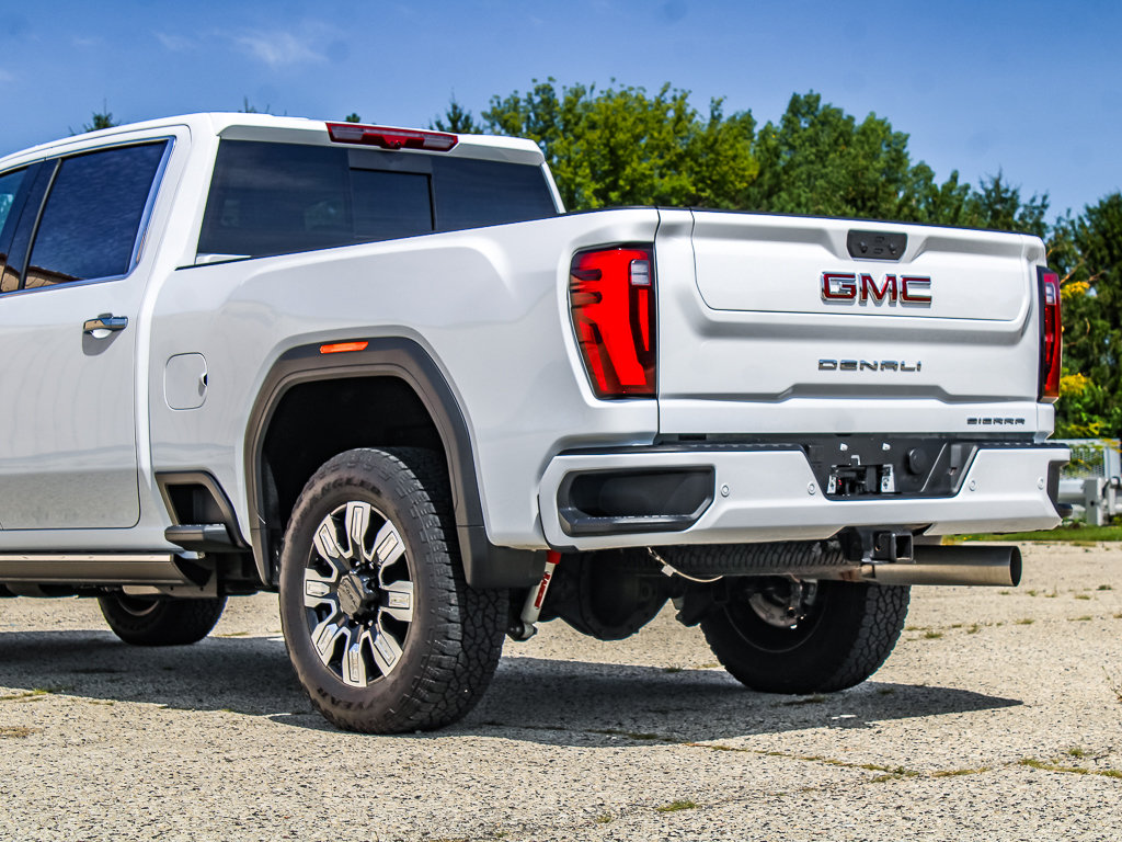 Used 2025 GMC Sierra 2500 Denali w/ Denali Reserve Package AWD/4WD image 45