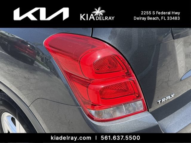 Used 2018 Chevrolet Trax LT w/ Driver Confidence Package FWD image 7
