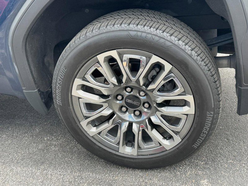 Used 2023 GMC Sierra 1500 Denali Ultimate image 8