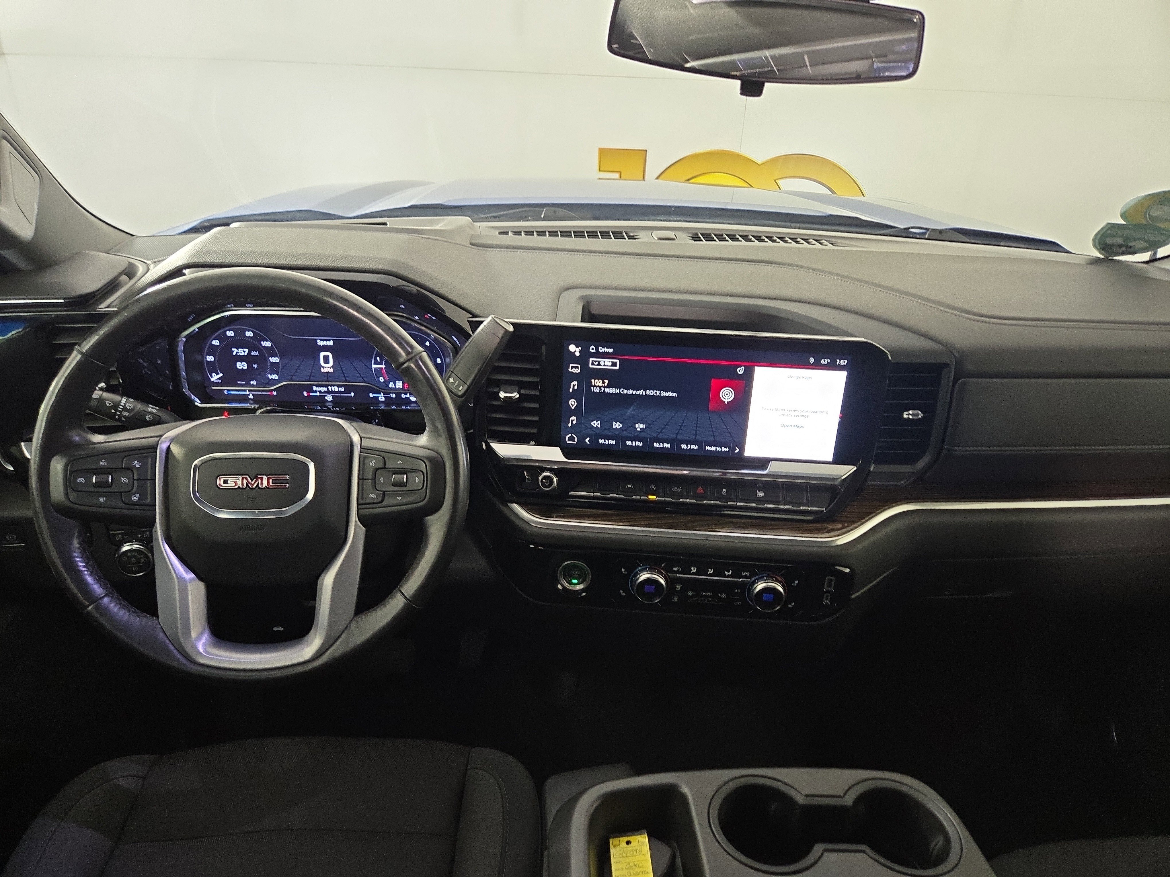 Used 2022 GMC Sierra 1500 Elevation image 13
