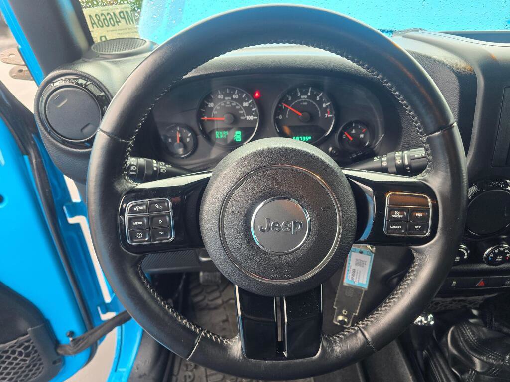 Used 2017 Jeep Wrangler Unlimited Sahara AWD/4WD image 16
