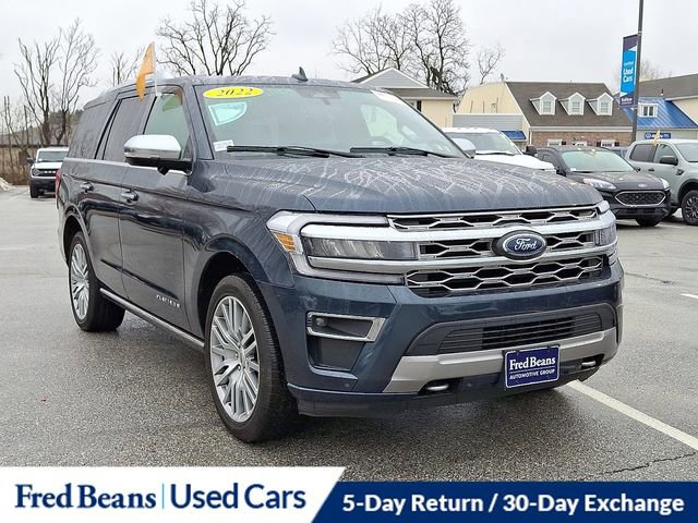 Used 2022 Ford Expedition Platinum image 2