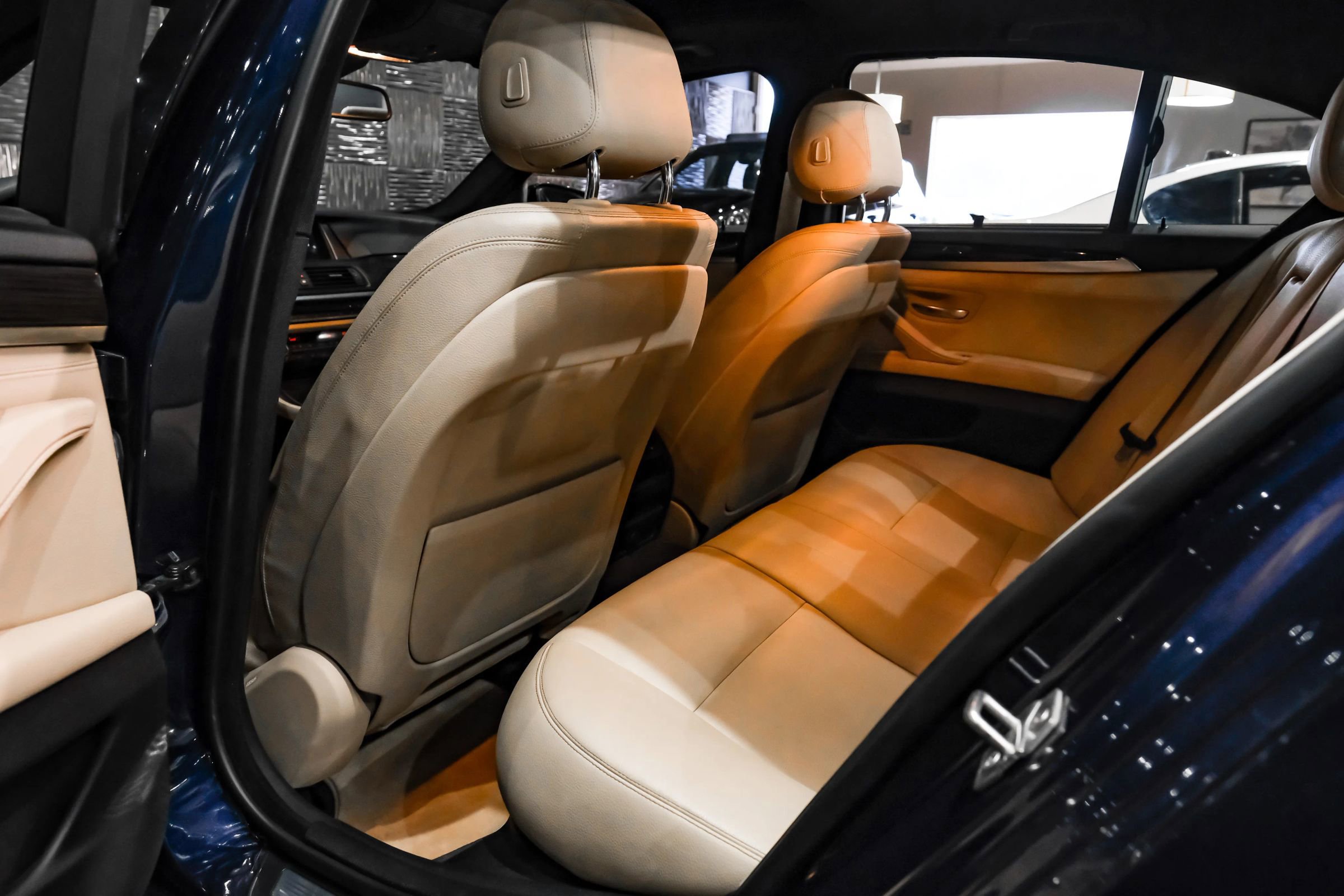 Used 2016 BMW 528i Sedan image 36