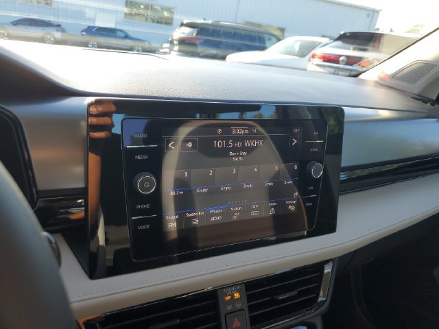 New 2027 Volkswagen Taos S FWD image 25