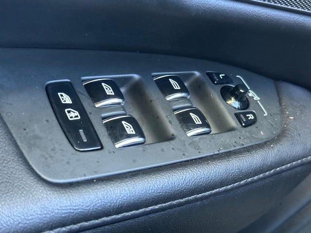 Used 2023 Volvo S90 B6 Plus image 18