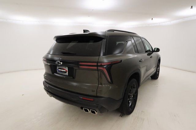 Certified 2024 Chevrolet Traverse LT w/ Enhanced Driving Package image 3