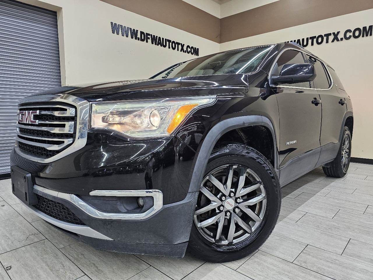 Used 2017 GMC Acadia SLT
