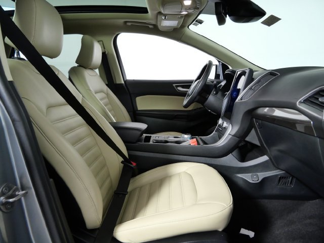 Certified 2024 Ford Edge SEL w/ Convenience Package AWD/4WD image 11