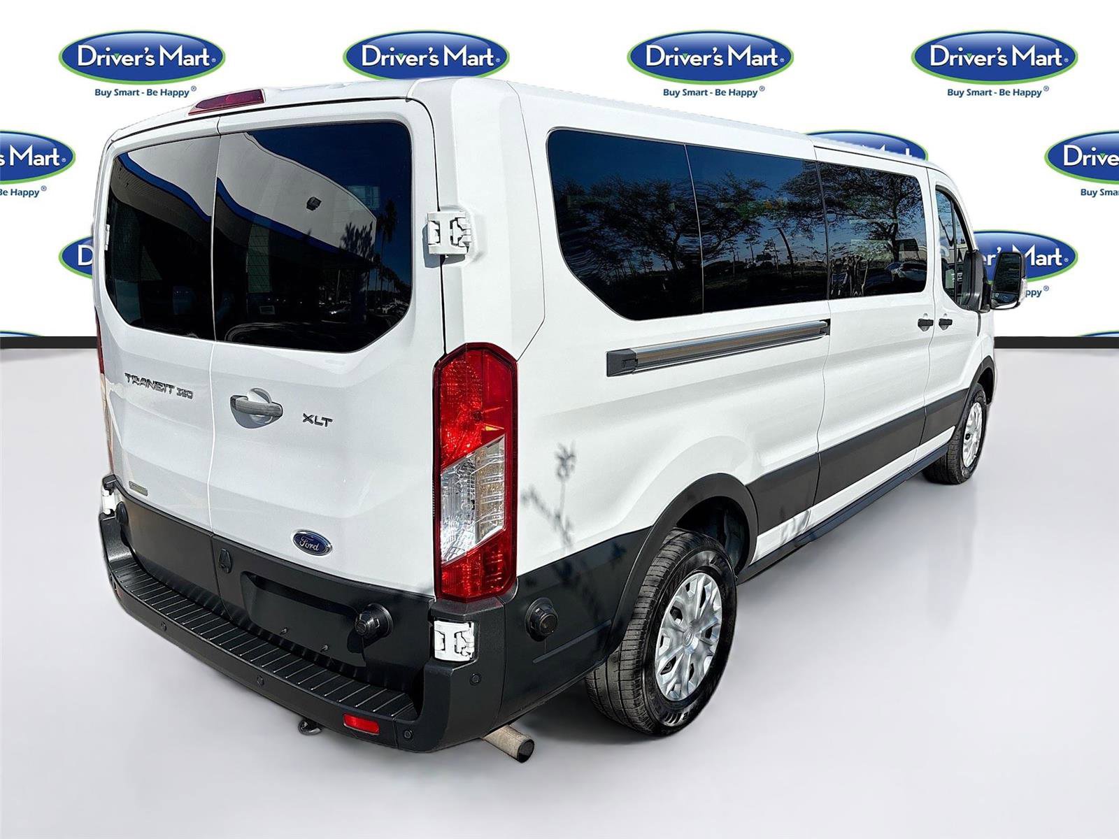 Used 2024 Ford Transit 350 XLT RWD image 7