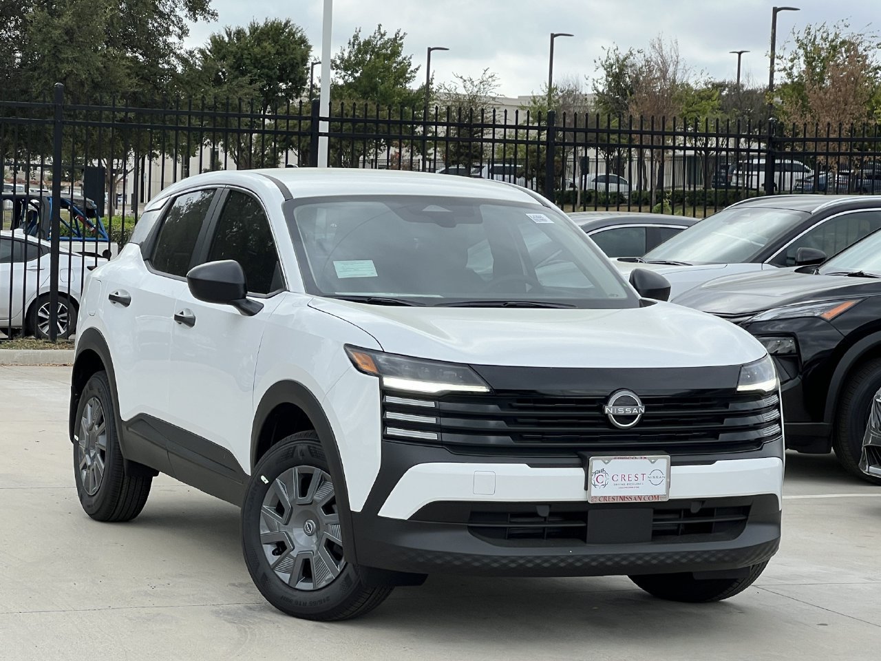 New 2027 Nissan Kicks S