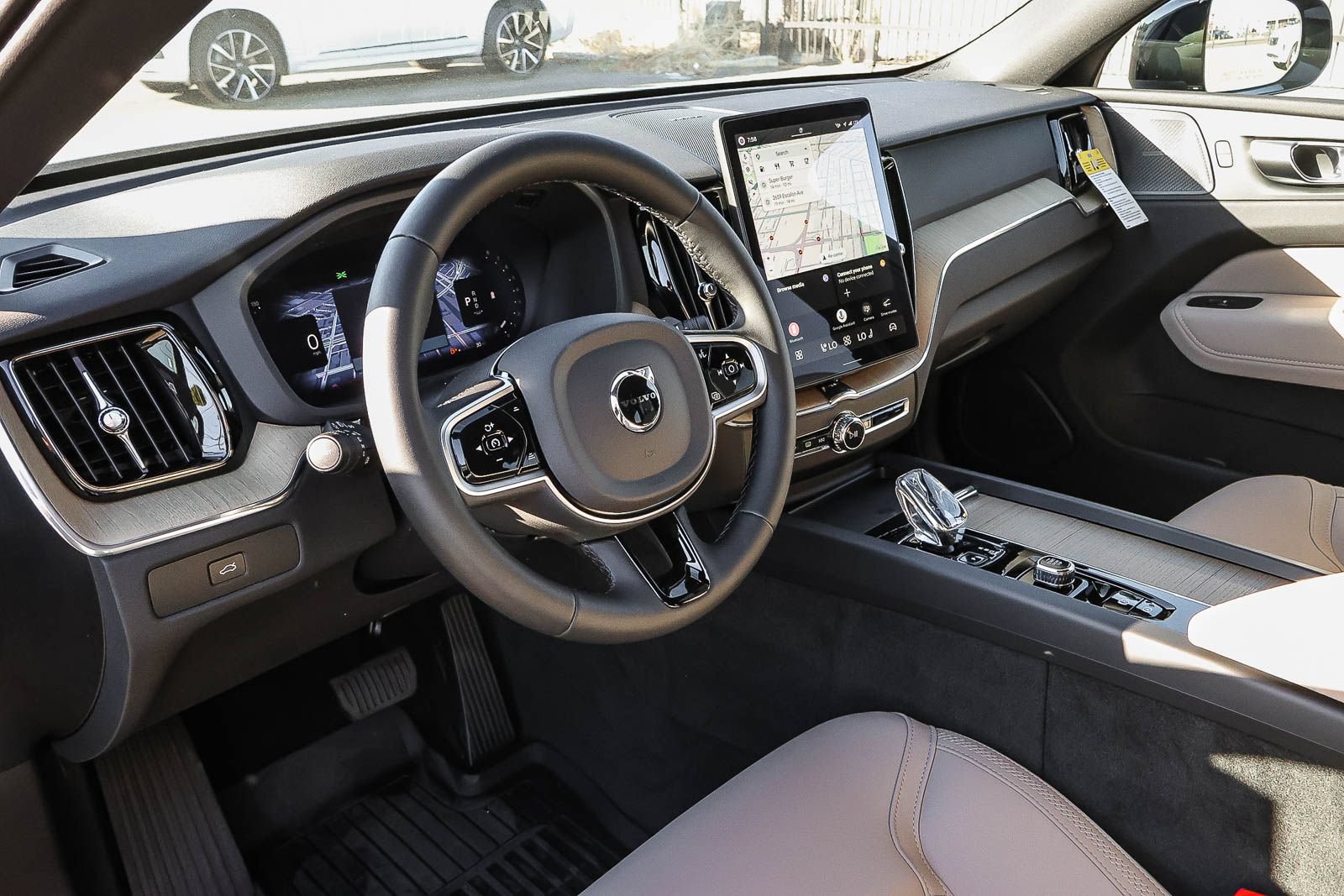 New 2026 Volvo XC60 B5 Plus w/ Climate Package AWD/4WD image 27