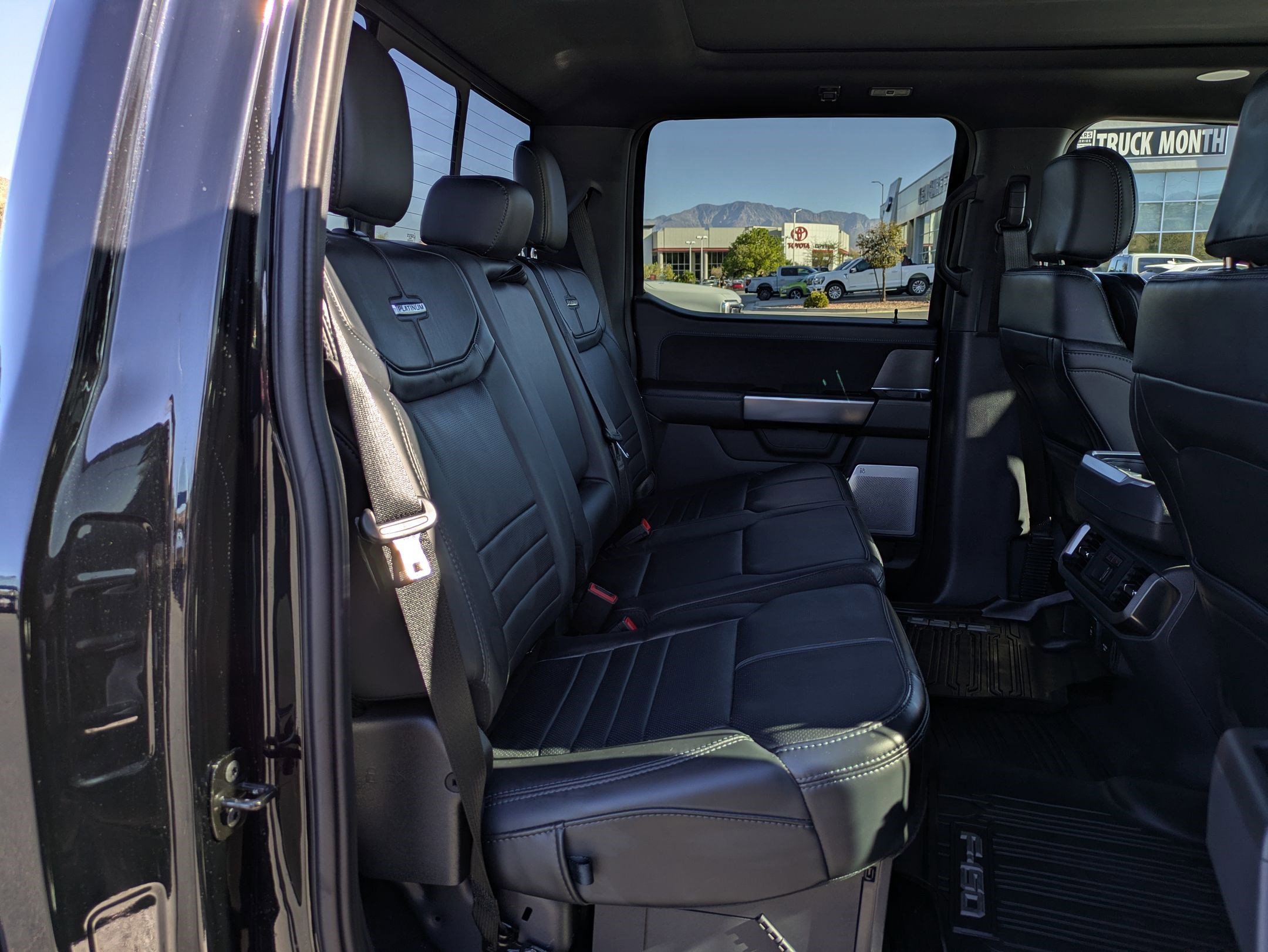 Used 2024 Ford F150 Platinum w/ Equipment Group 702A High image 31