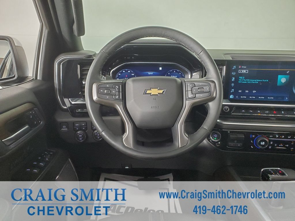 Used 2023 Chevrolet Silverado 1500 High Country w/ High Country Premium Package AWD/4WD image 14