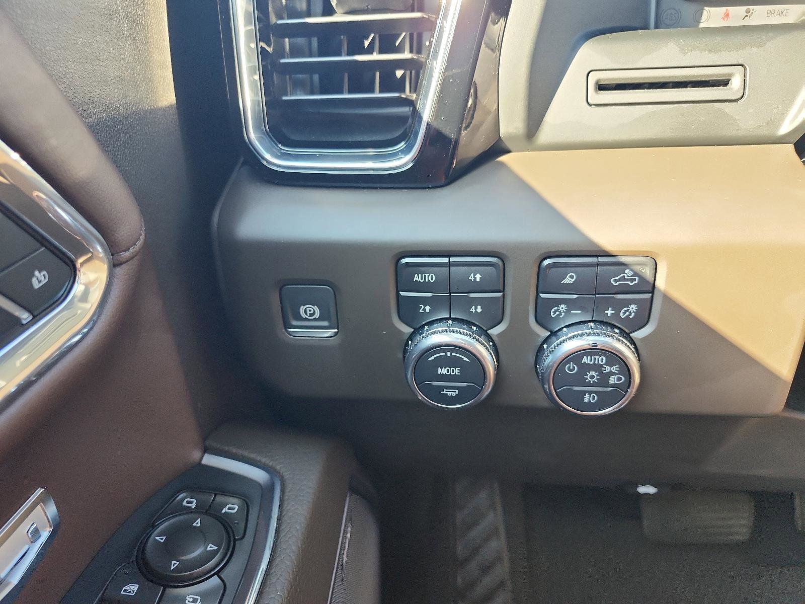 Certified 2024 GMC Sierra 1500 Denali image 24