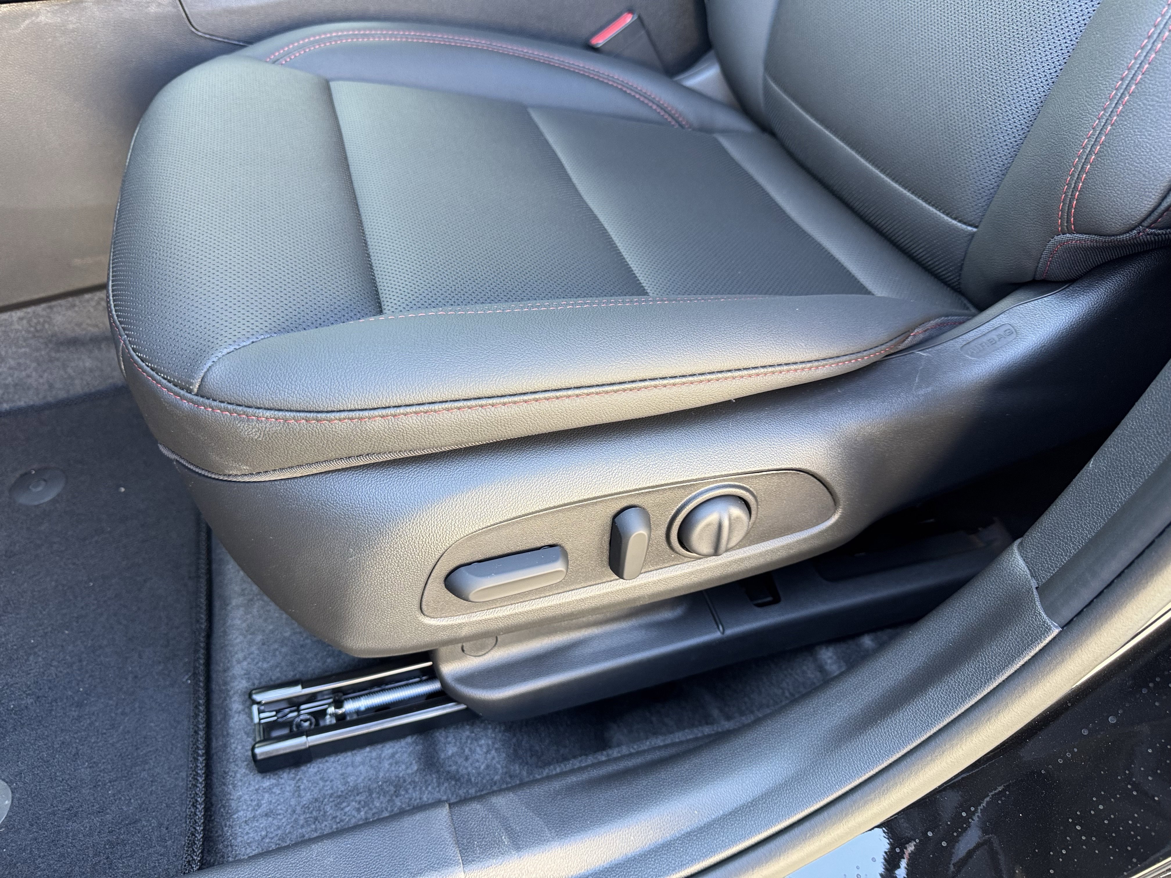 New 2026 Chevrolet Trax RS image 14