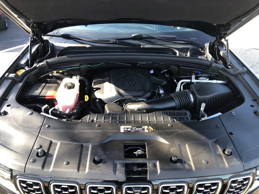 Certified 2022 Jeep Grand Cherokee L Summit image 17