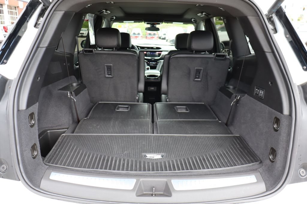 Certified 2024 Cadillac XT6 Sport w/ LPO, Floor Liner Package AWD/4WD image 40