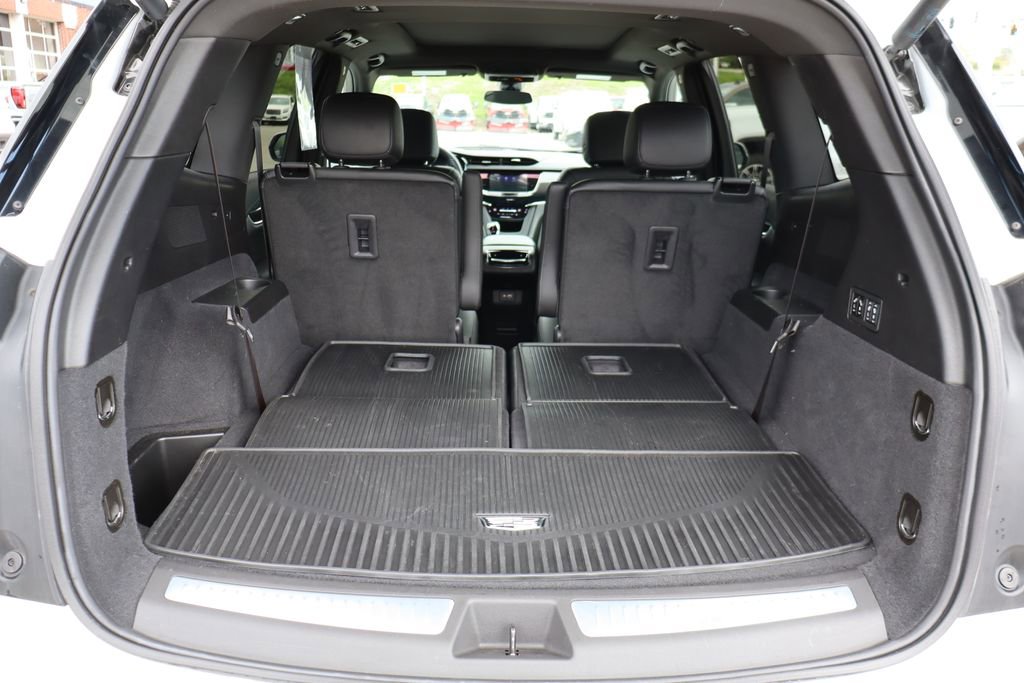 Used 2024 Cadillac XT6 Sport w/ LPO, Floor Liner Package AWD/4WD image 40
