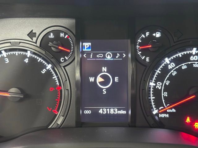 Used 2023 Toyota 4Runner SR5 Premium w/ Moonroof Package image 27