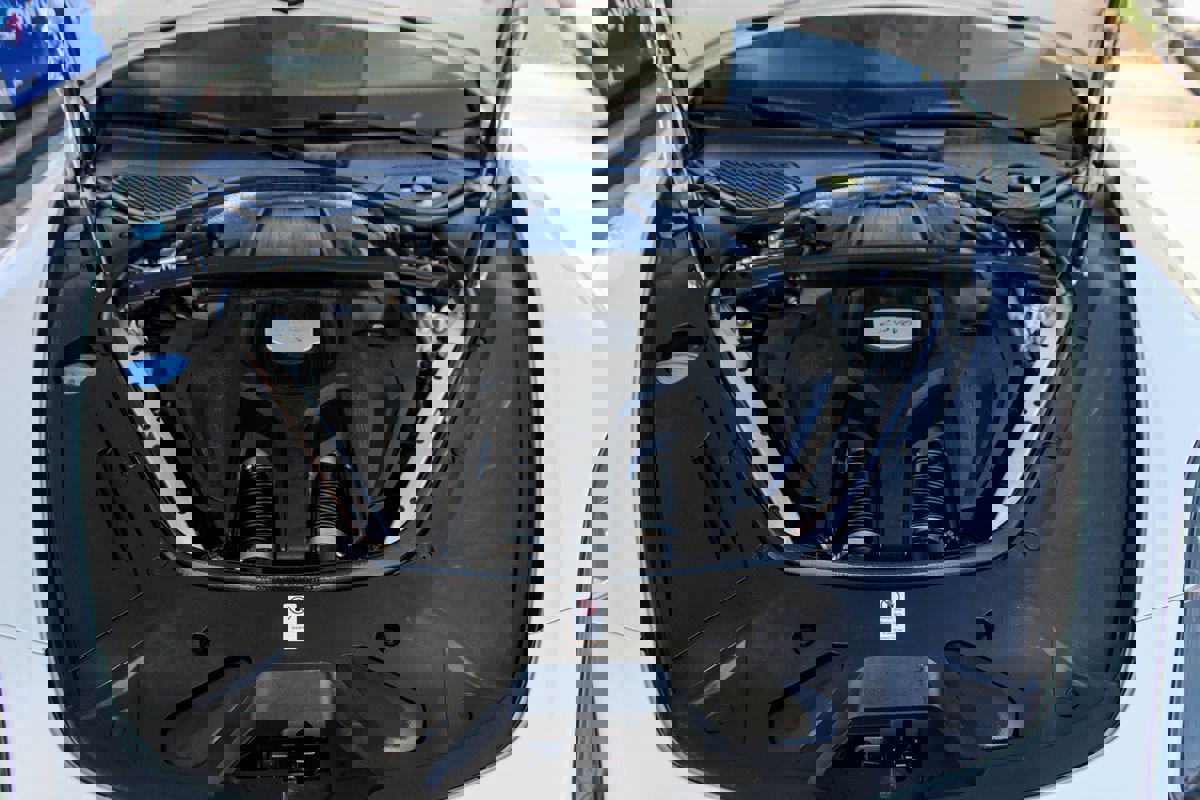 Used 2018 Porsche Panamera 4S image 11