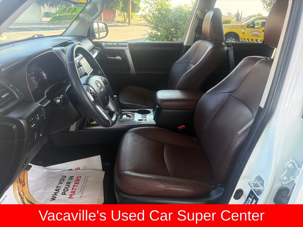 Used 2017 Toyota 4Runner Limited AWD/4WD image 9