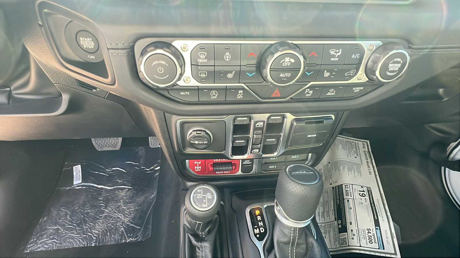 New 2026 Jeep Gladiator Mojave image 28