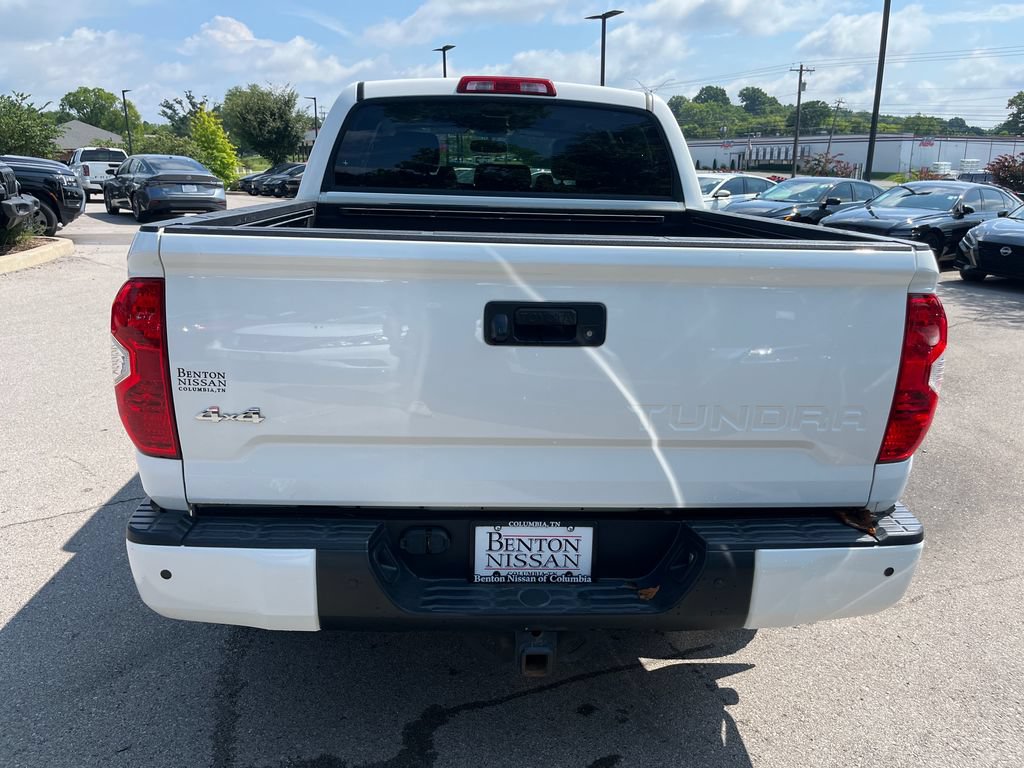 Used 2017 Toyota Tundra Limited w/ Limited Premium Package AWD/4WD image 5