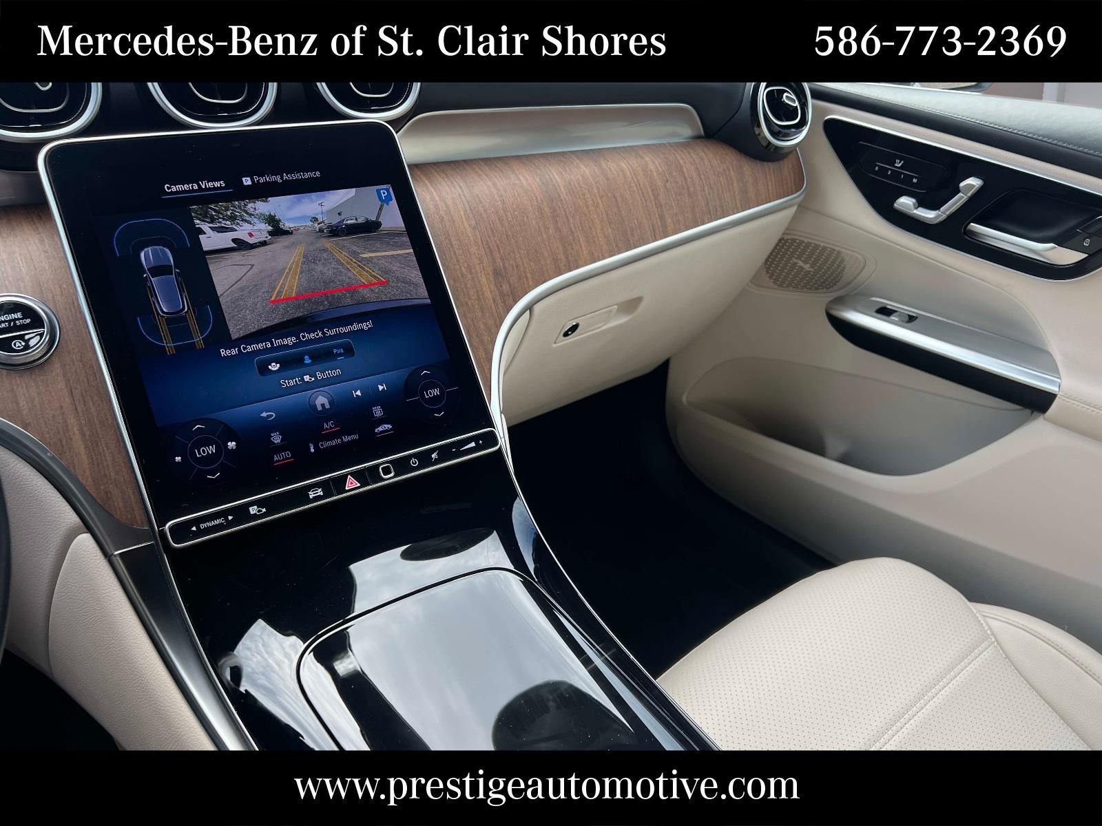 Used 2023 Mercedes-Benz GLC 300 4MATIC image 32