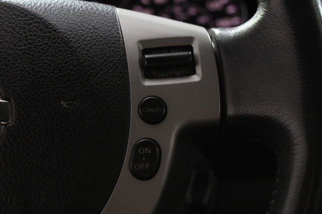 Used 2012 Nissan Rogue SL image 19