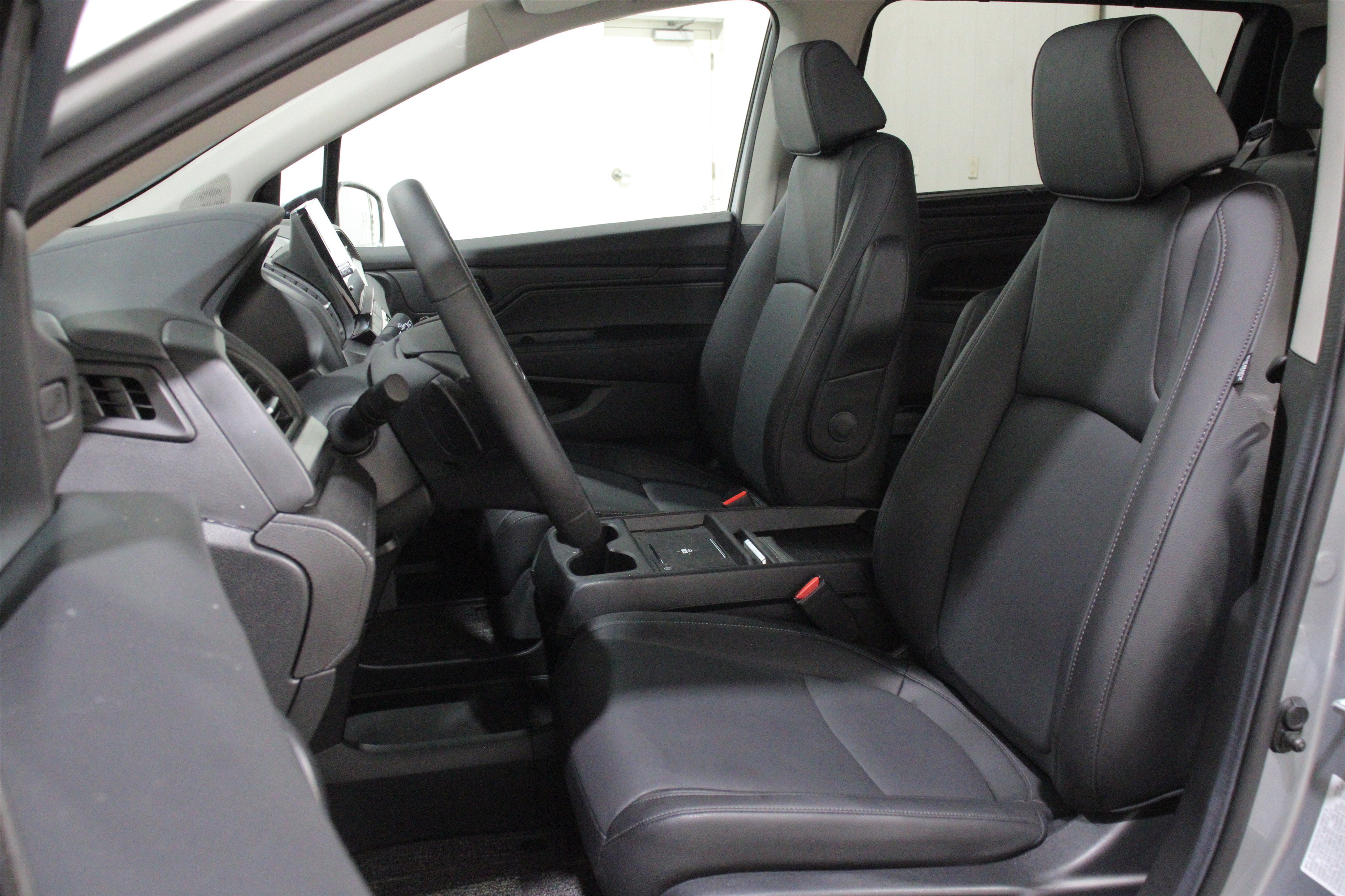 Used 2026 Honda Odyssey EX-L image 5