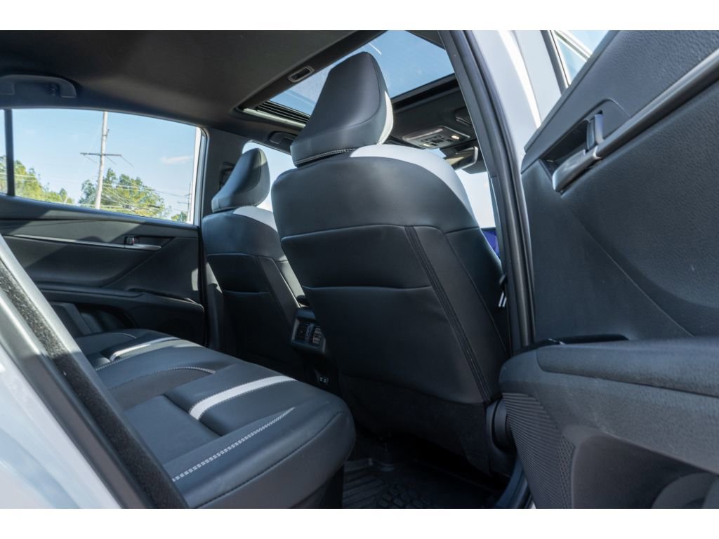 Certified 2025 Toyota Camry SE image 18