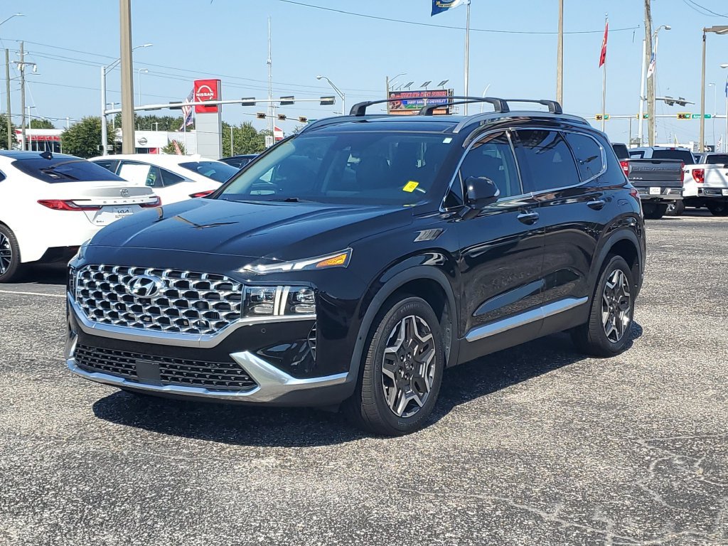 Used 2023 Hyundai Santa Fe Limited FWD image 2