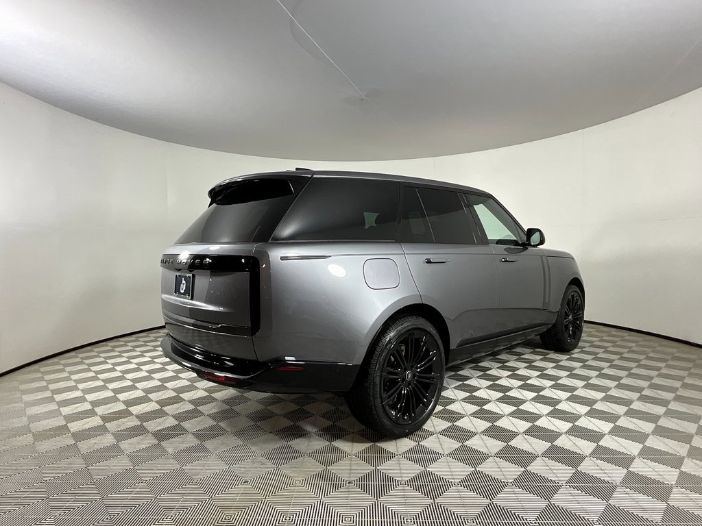New 2025 Land Rover Range Rover SE image 2