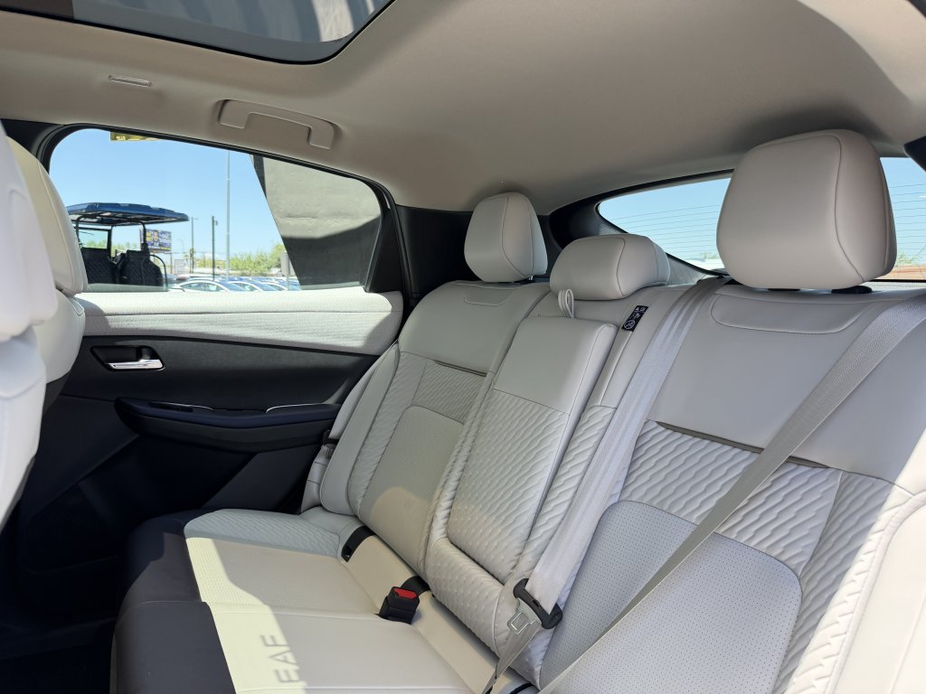 Used 2026 Nissan Leaf Platinum+ w/ Floor Mat Package (Platinum+) FWD image 37
