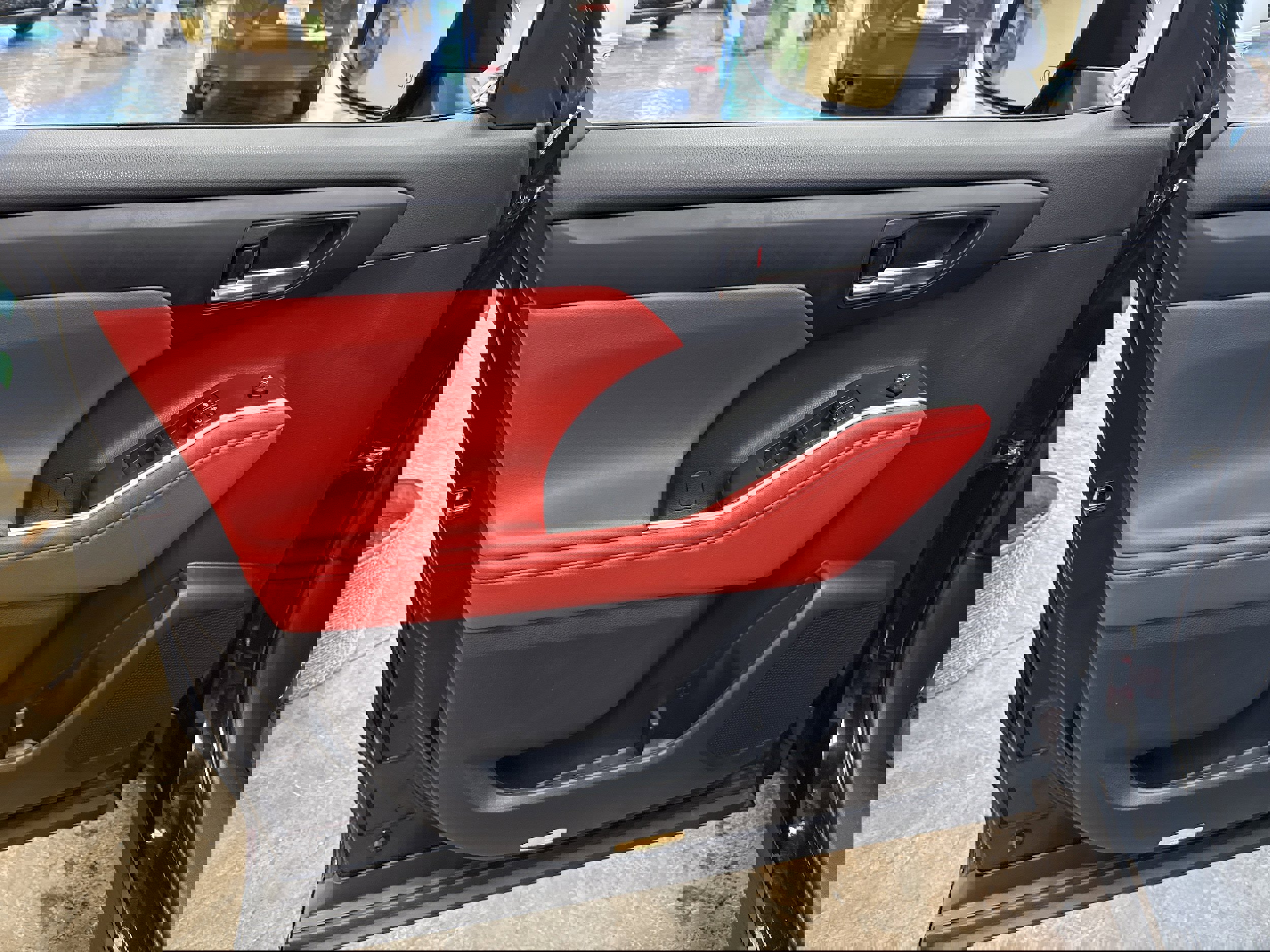 Used 2022 Toyota Highlander XSE image 28