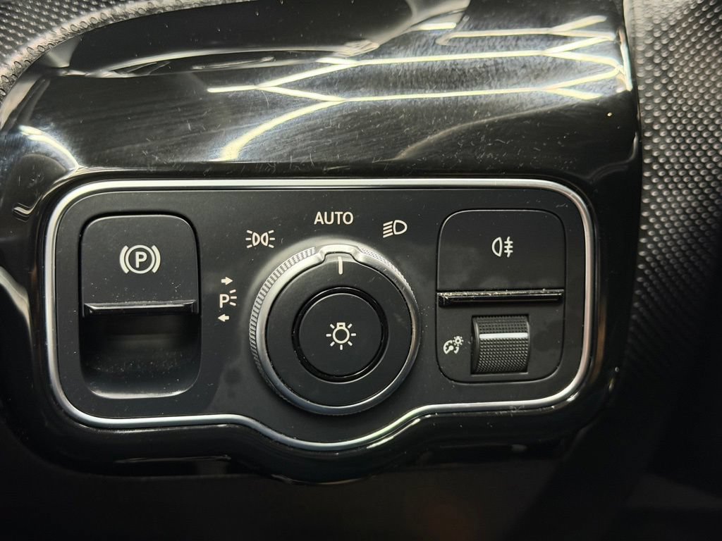 Used 2019 Mercedes-Benz A 220 image 31