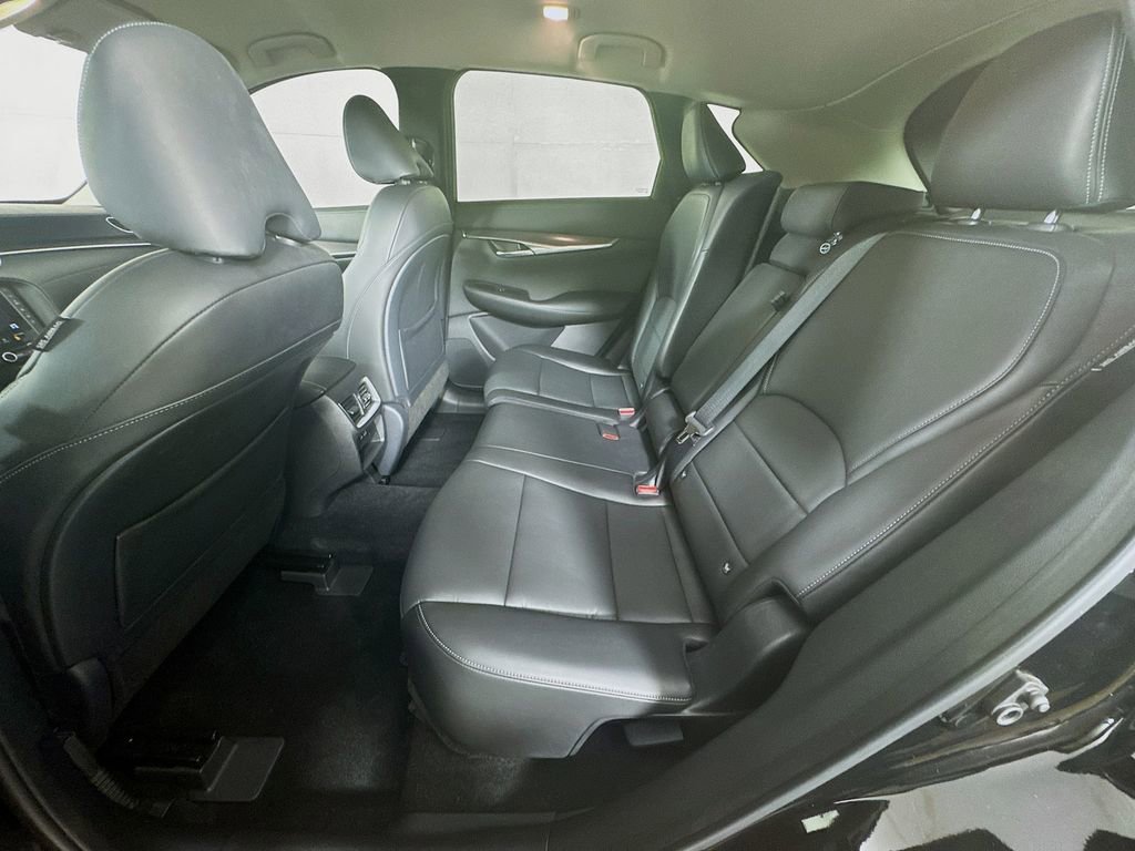 Certified 2023 INFINITI QX50 Pure FWD image 29
