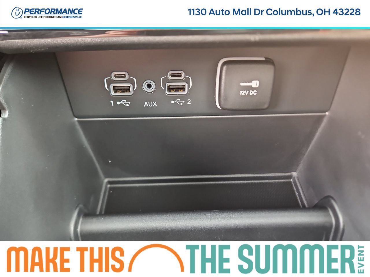 New 2026 Jeep Grand Cherokee Limited w/ Limited Altitude Package AWD/4WD image 28