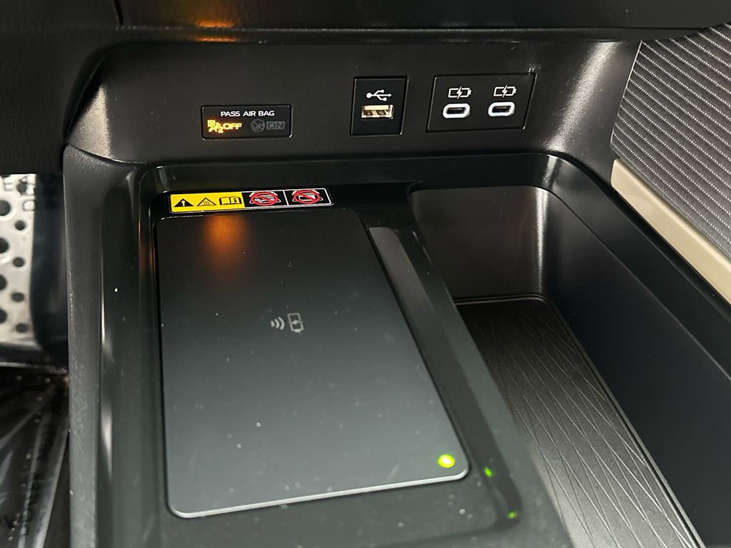 Certified 2025 Toyota Camry SE image 28