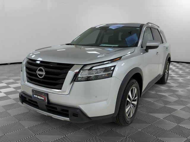 Used 2023 Nissan Pathfinder SL image 7