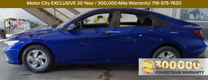 New 2025 Hyundai Elantra SE image 4