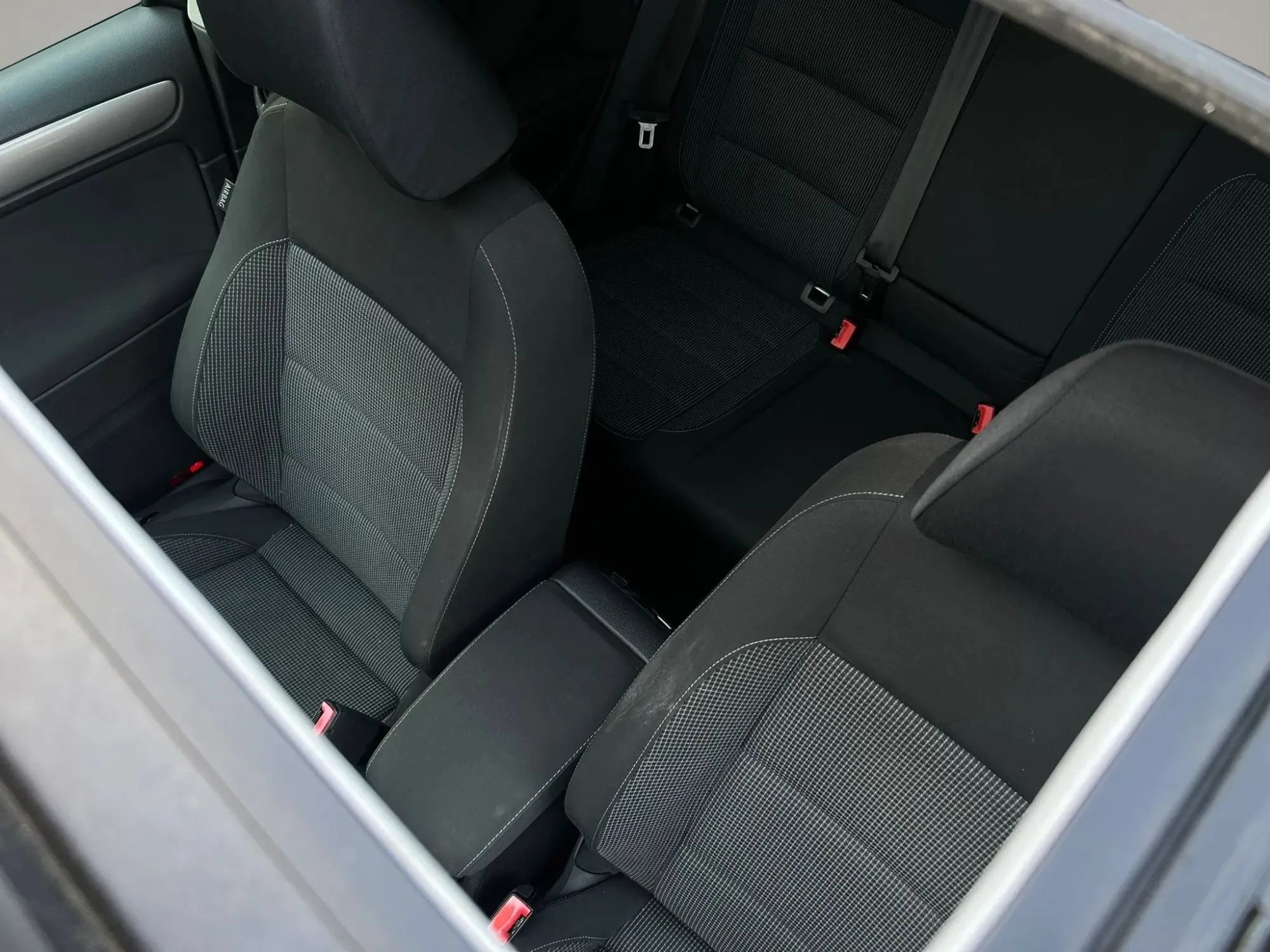Used 2012 Volkswagen Golf TDI FWD image 19